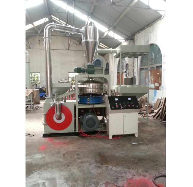 塑料磨粉机质量好，用户才喜欢